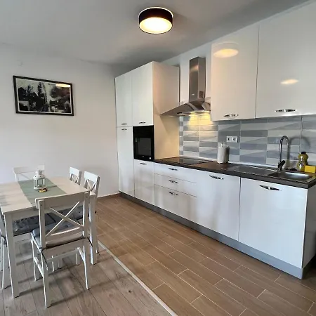 Kaala Apartamento Supetarska Draga