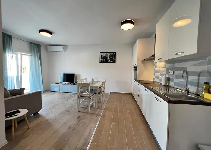 Kaala * Supetarska Draga